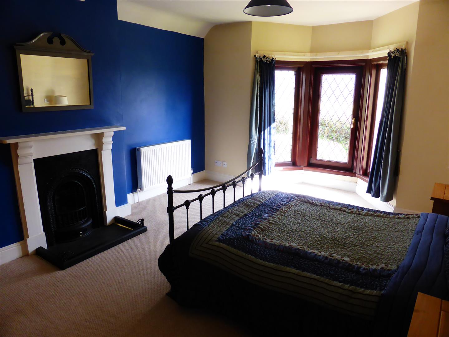 ANOTHER ROOM ASPECT